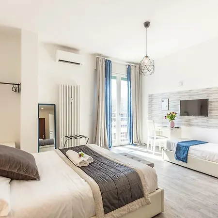 Central City Rooms Executive Suite Bologna Buitenkant foto