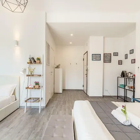 Central City Rooms Executive Suite Bologna Buitenkant foto